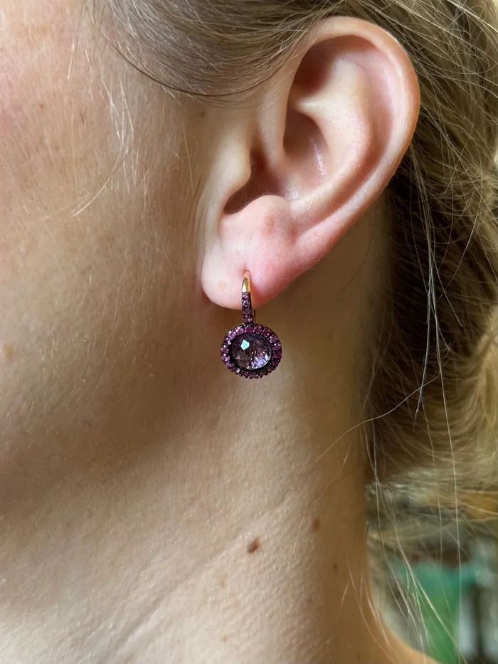 Mimi Milano Earrings Mimi Milano Happy Pink Sapphire Amethyst Gold Earrings