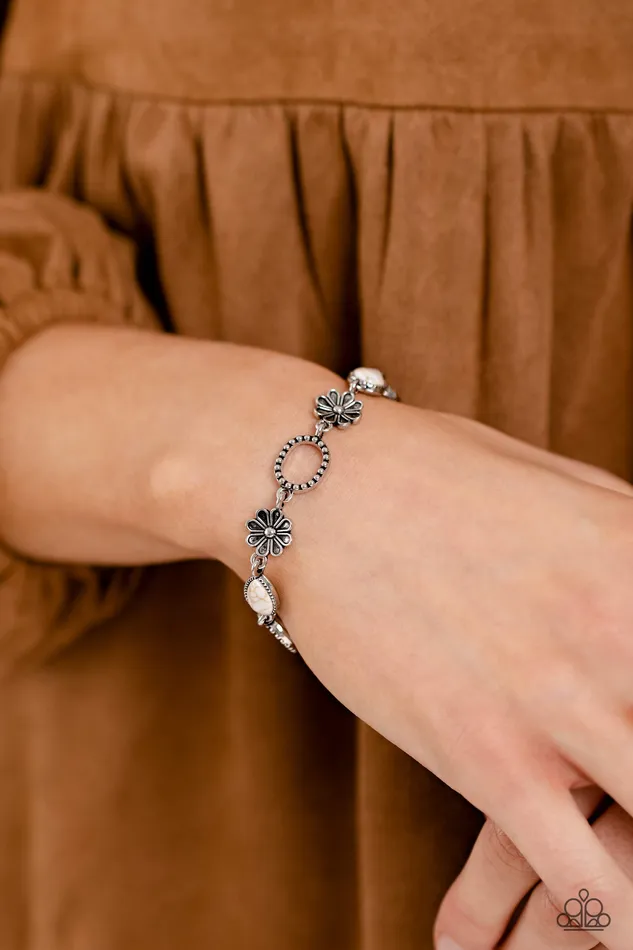 Paparazzi Accessories Bracelets Casablanca Chic White Necklace and Bracelet Set Jewelry by Bretta